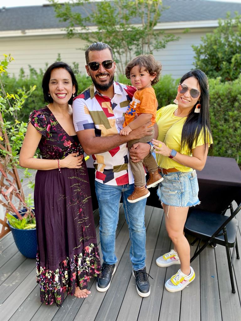 Family Mayo - Venezuelans